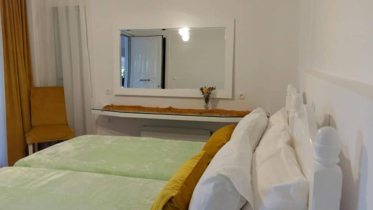 Nn Luxury Room Near Athens Airport Spáta Exteriör bild