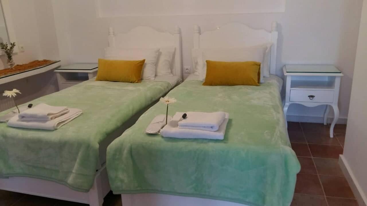 Nn Luxury Room Near Athens Airport Spáta Exteriör bild